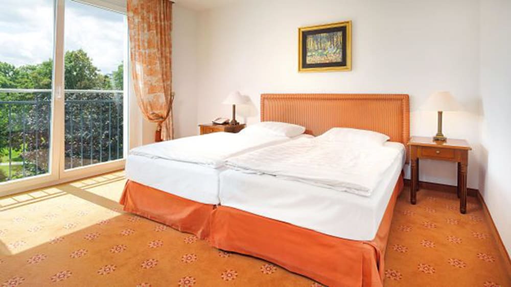 Victor Apos S Residenz Hotel Berlin 4/33