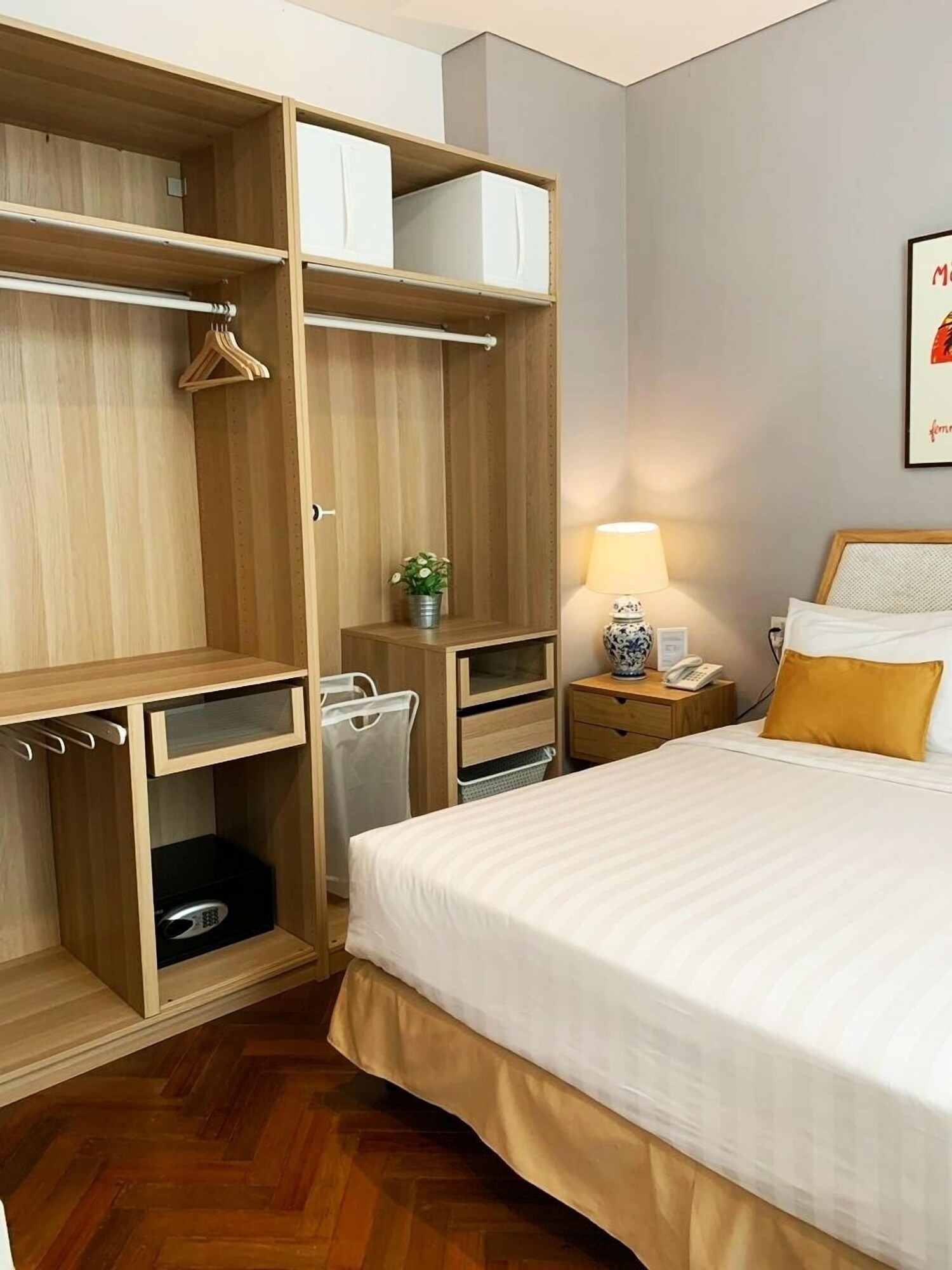 GARDEN, SUITE, TERRACE