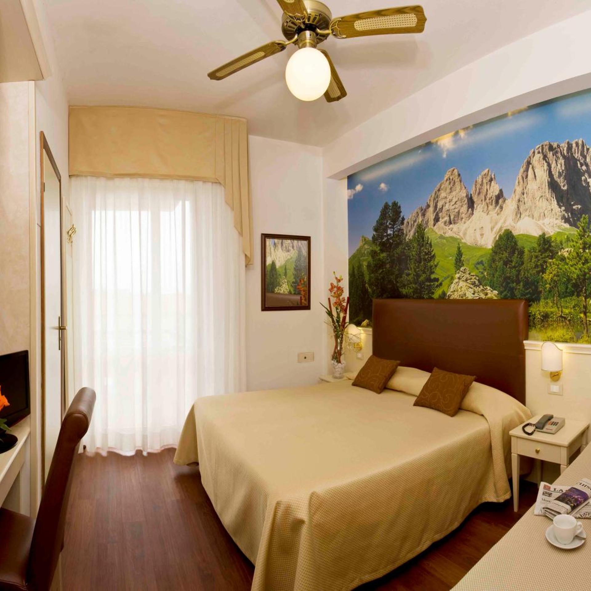 Hotel Apollo 20/55
