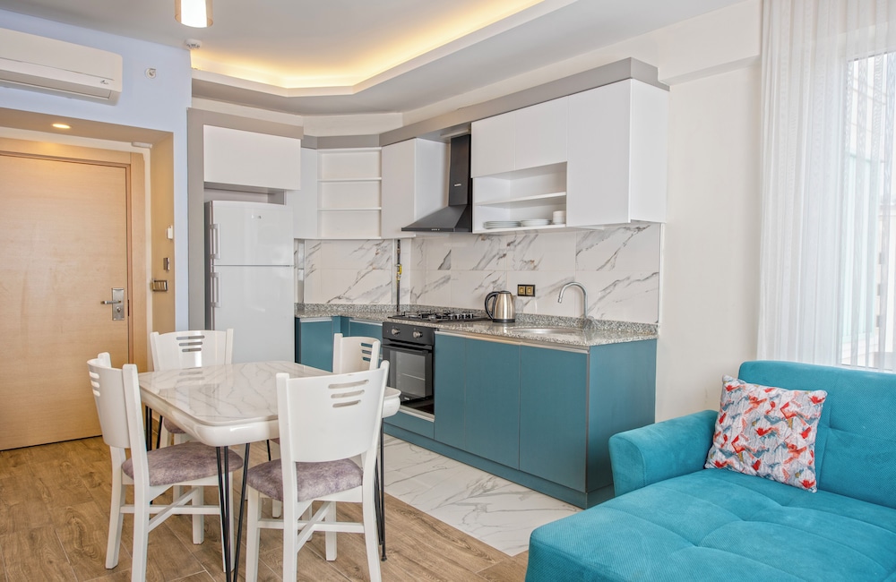 CITRUS PARK HOTEL 37/56