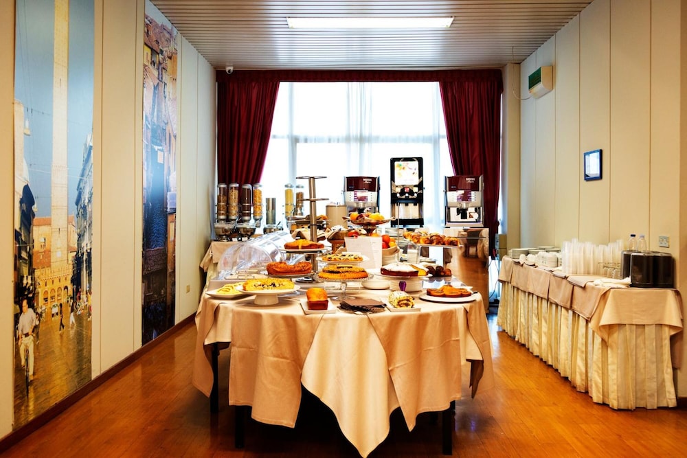 JR Hotels Gate 7 Bologna 63/70