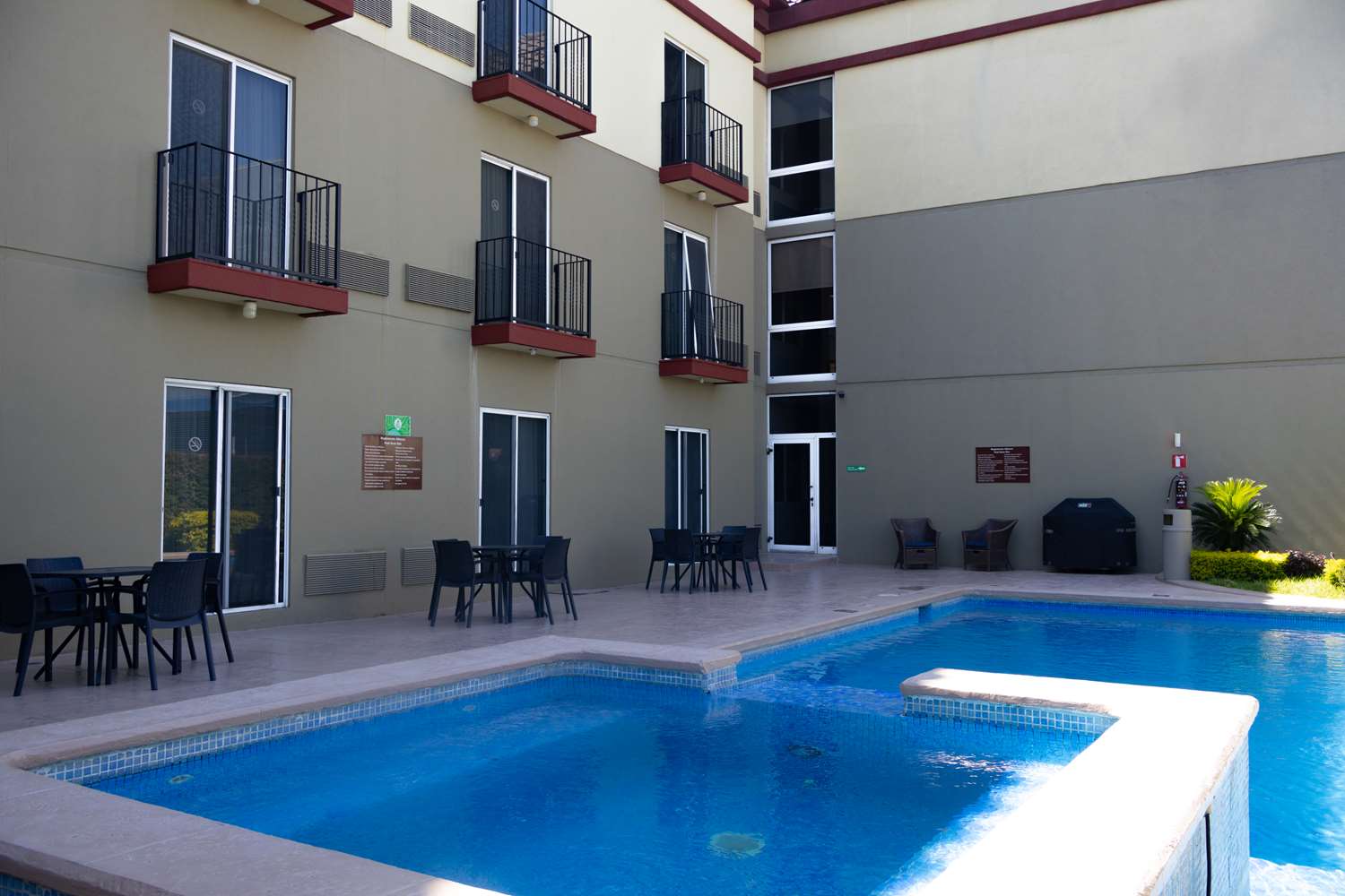 Best Western Plus Monterrey Aeropuerto 54/55