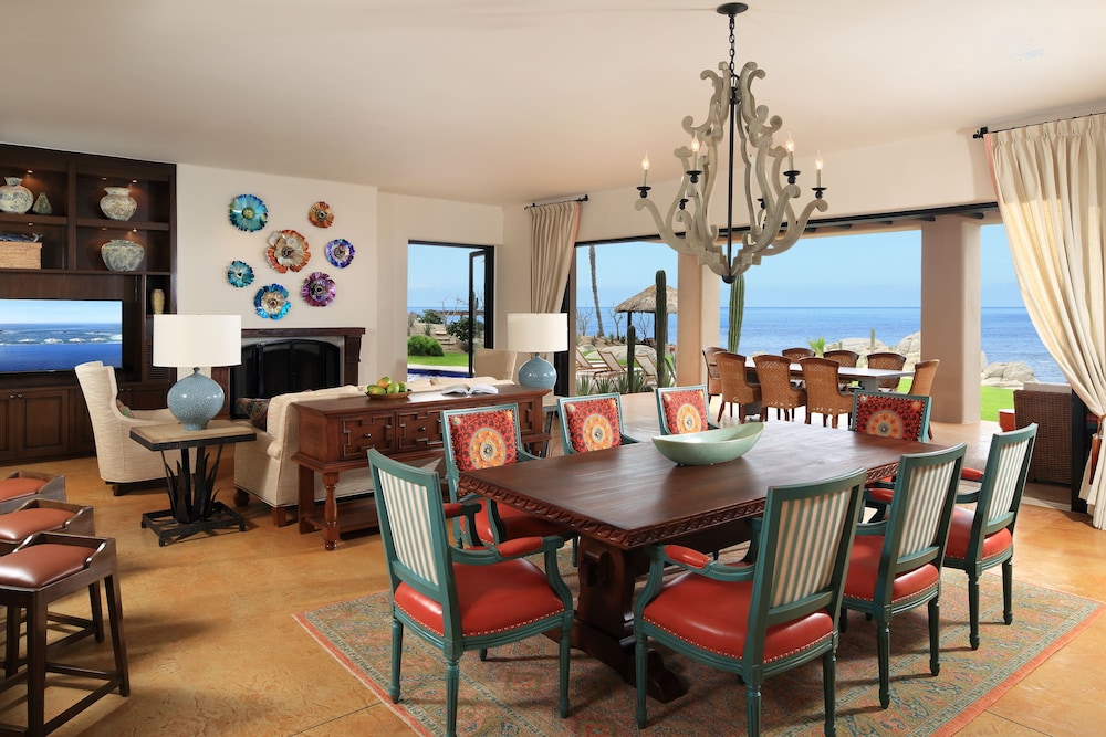 Esperanza Resort 52/74