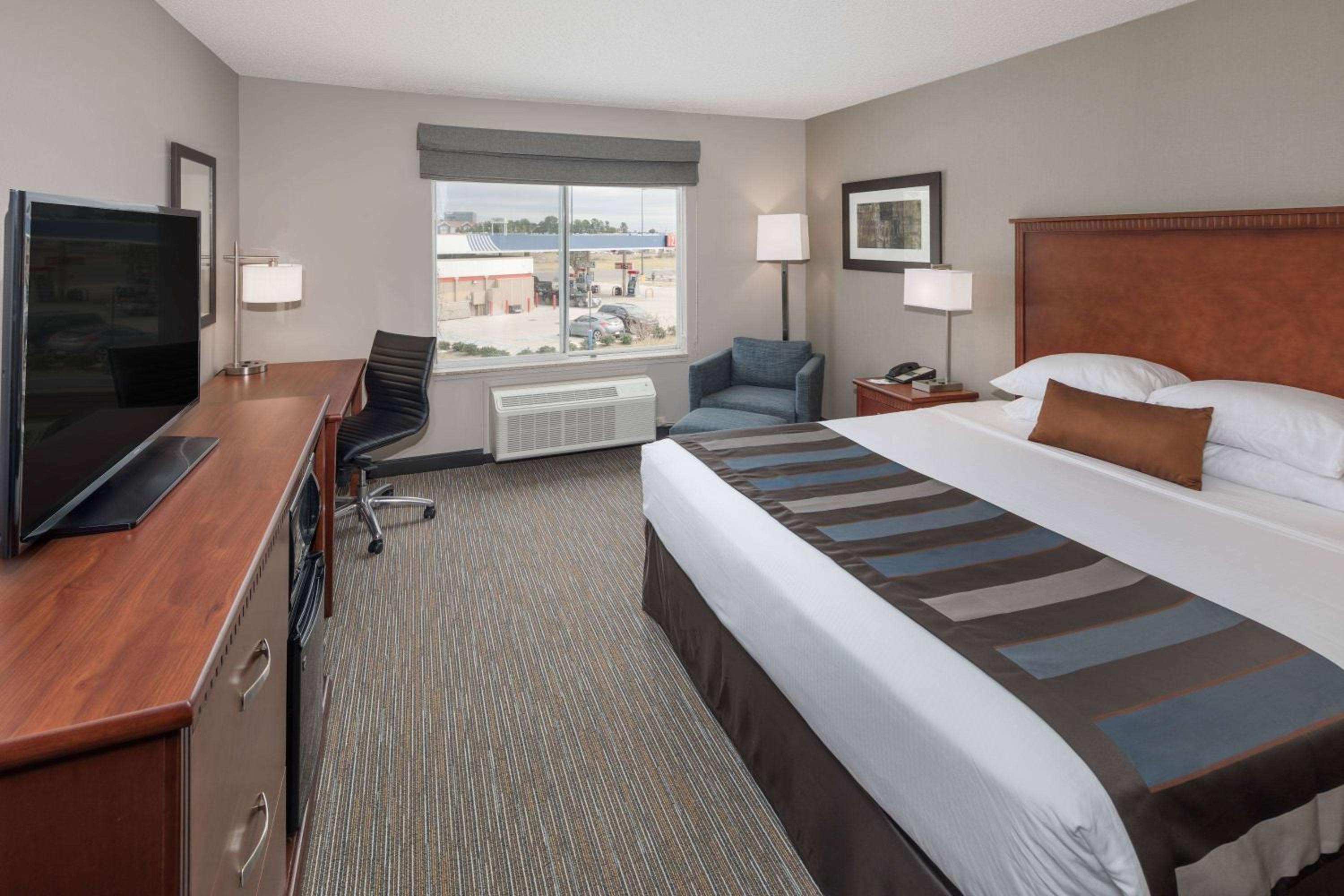 Deluxe, King Bed, Accessible