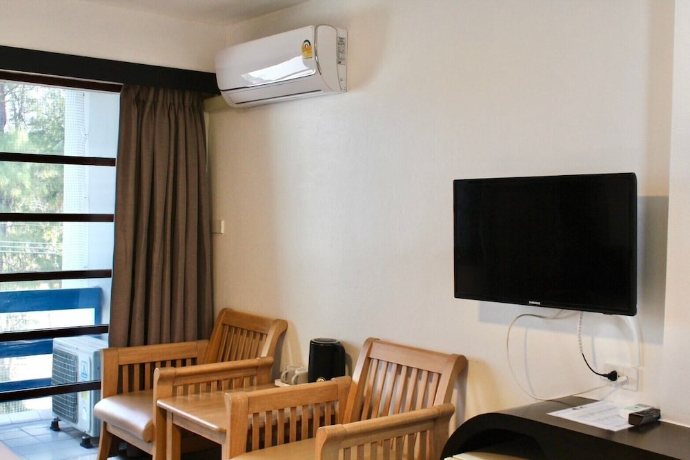 S2 Hotel 53/68