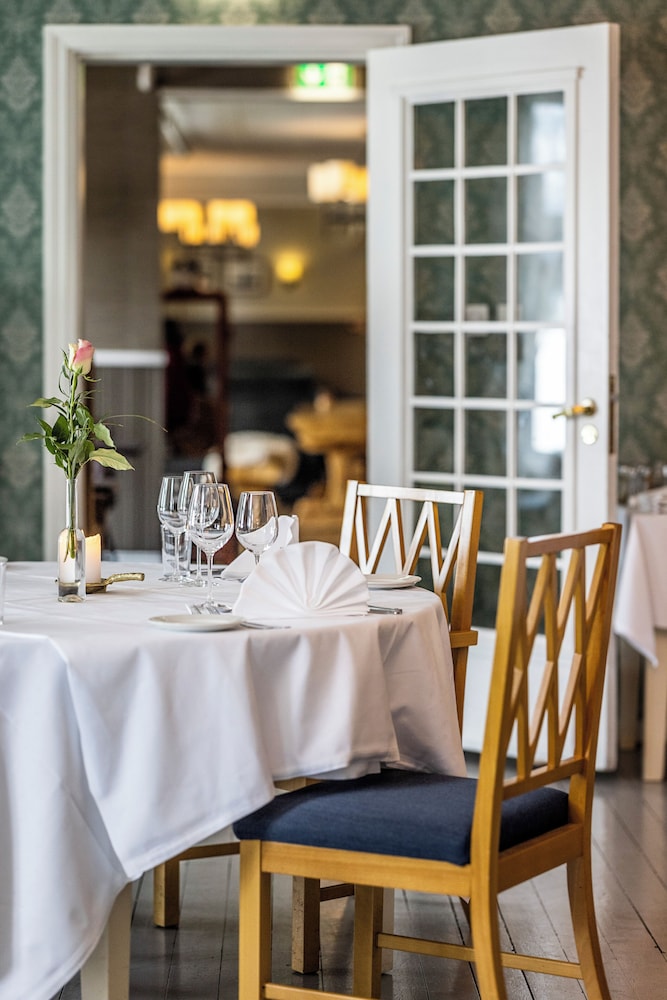 Gloppen Hotel by Classic Norway Hotels 37/50