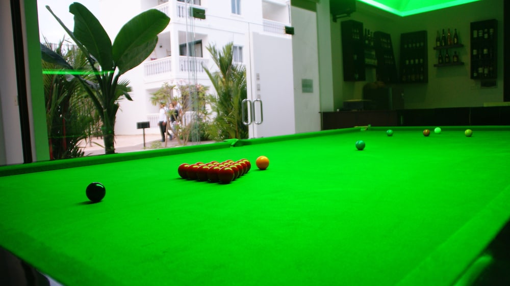 Mary Beach Hotel and Resort 48/50