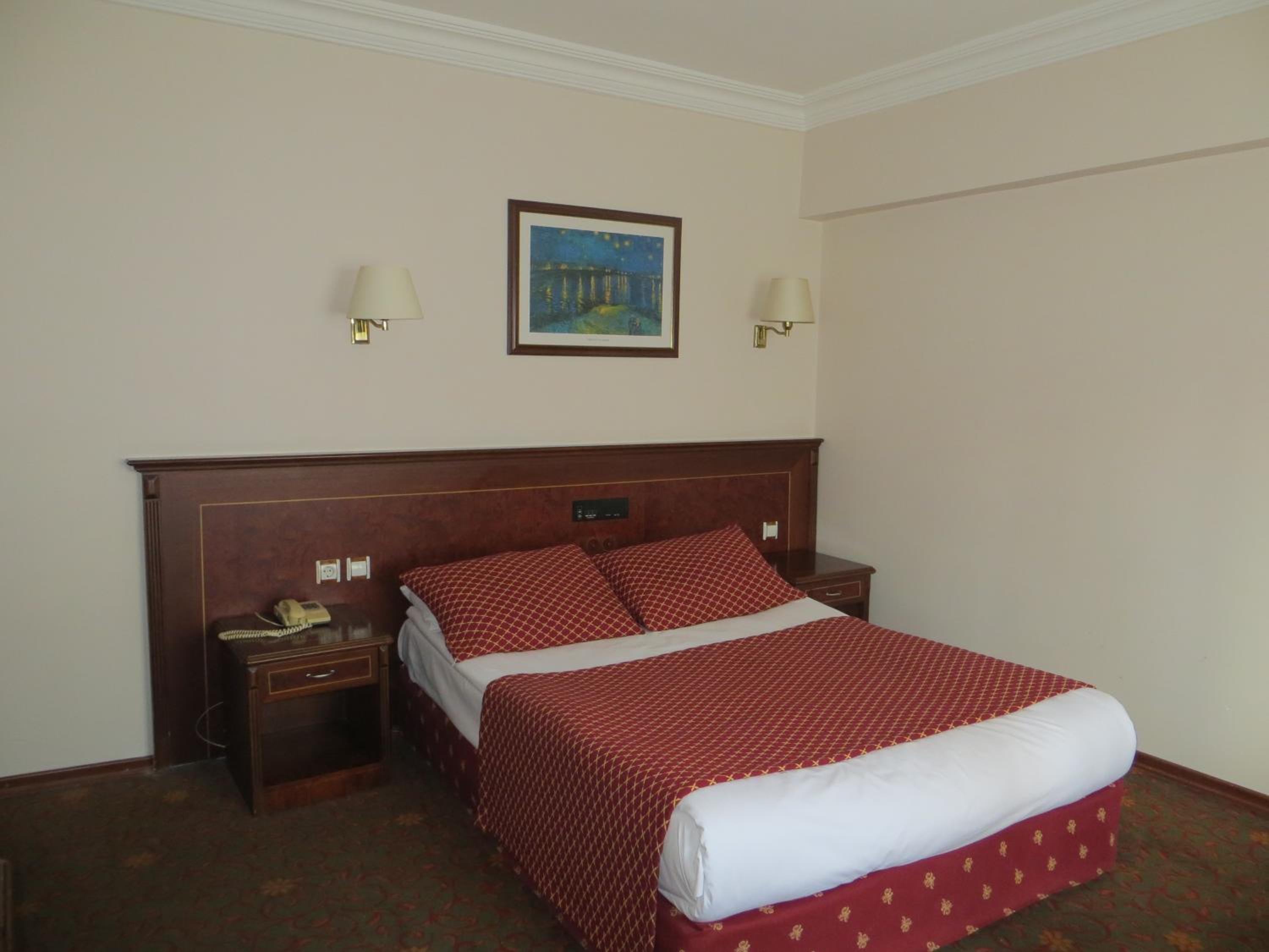 Ozilhan Hotel 23/59
