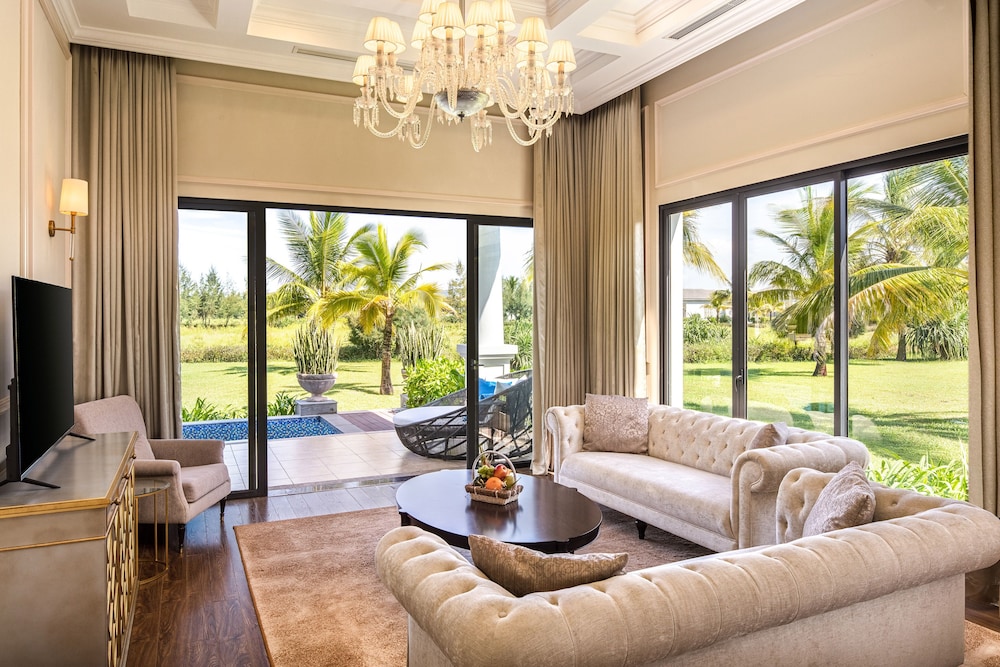 Melia Vinpearl Cua Sot Beach Resort 31/56
