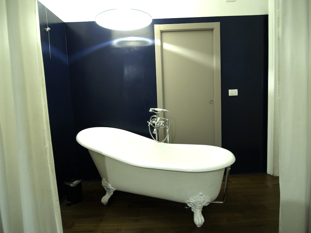 Piazza Farnese Luxury Suites 64/64