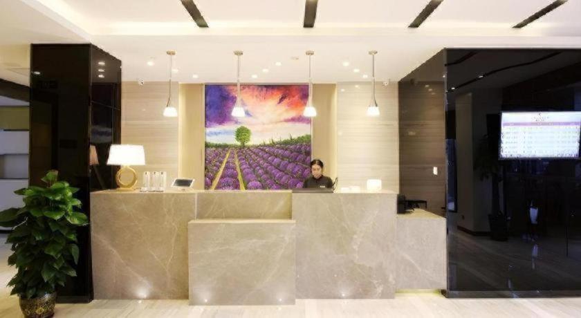 Lavande Hotel Qingdao Wusi Plaza Branch 7/38