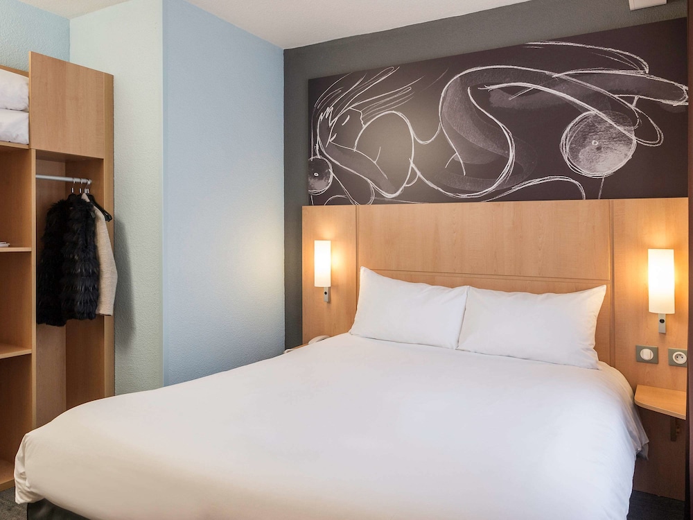 STANDARD, DOUBLE BED