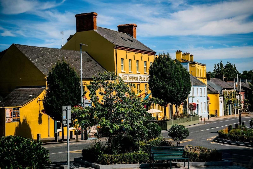 Headfort Arms Hotel 3/50