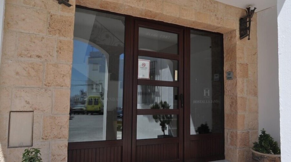 Hostal La Janda 1/66