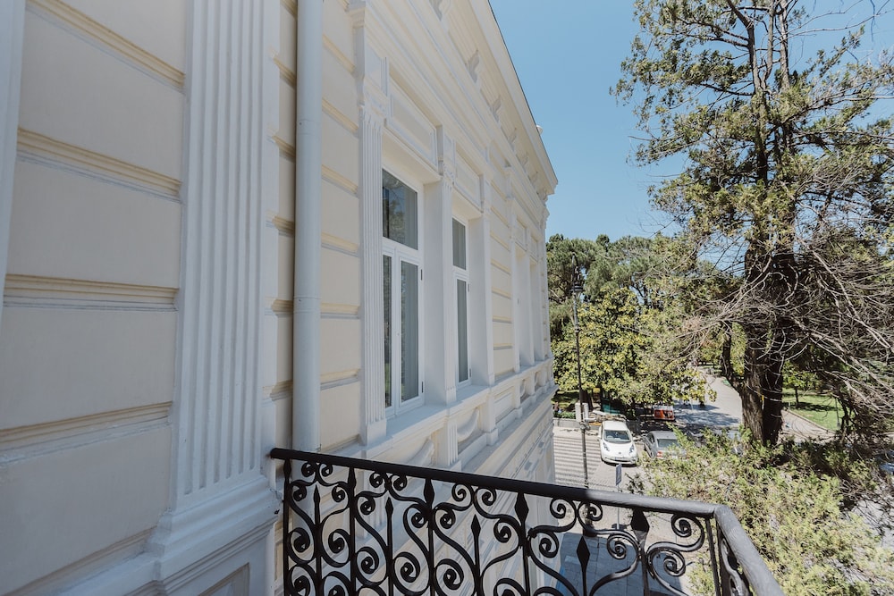Boulevard Hotel Batumi 7/67