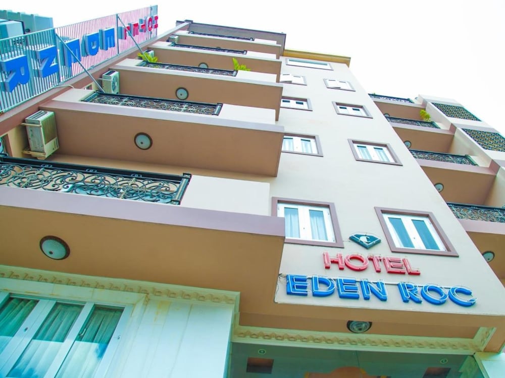 Edenroc Hotel 3/66