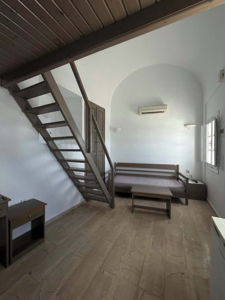 Nomikos Villas 25/46