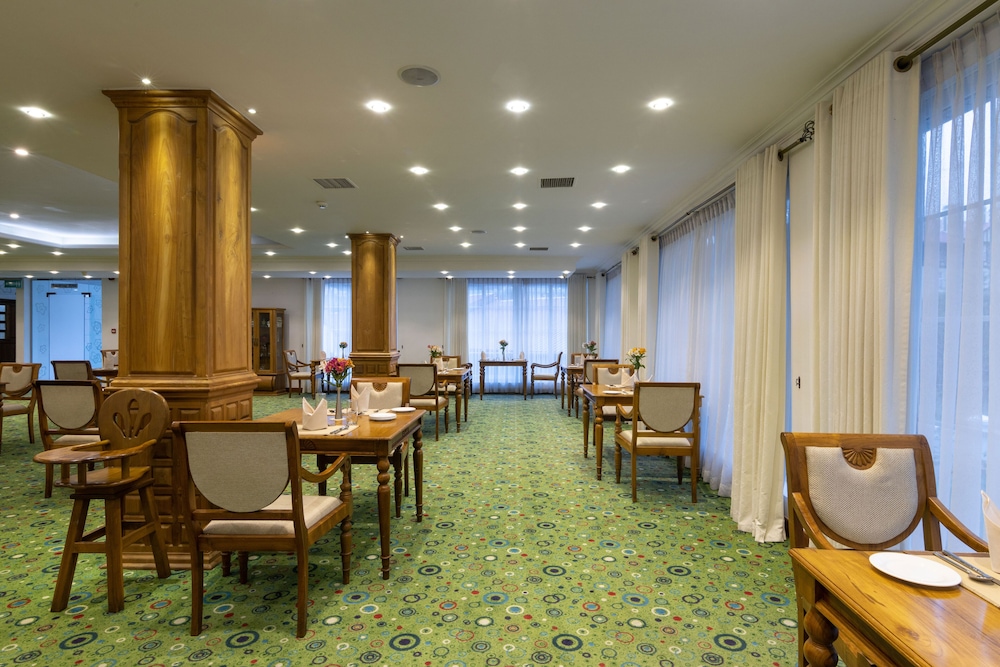 Araliya Green Hills 58/68