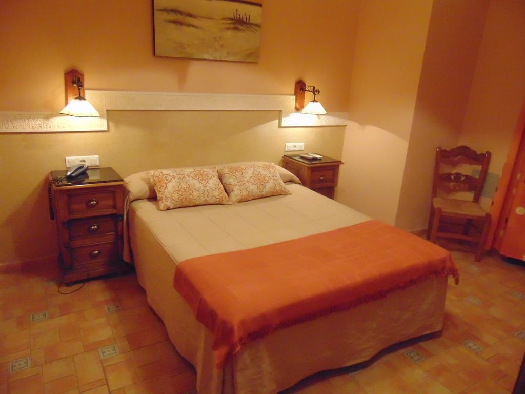 Hotel Sierra de Araceli Lucena 7/25