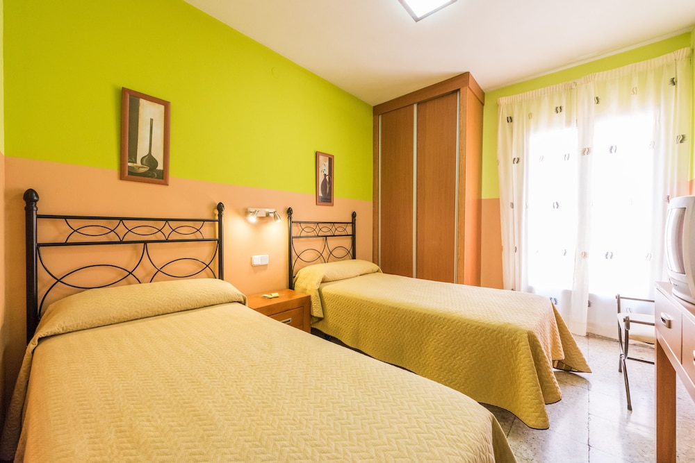 Hostal Arkanta 5/25