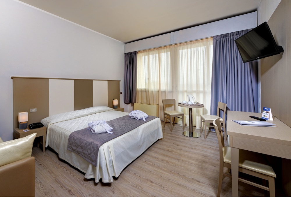 JR Hotels Gate 7 Bologna 14/70