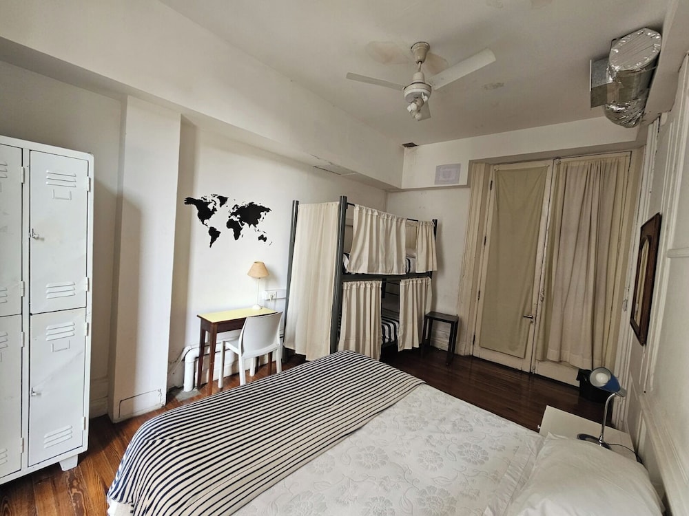 غرفة رباعية بحمام مشترك، BA Stop Hotel House 3/4