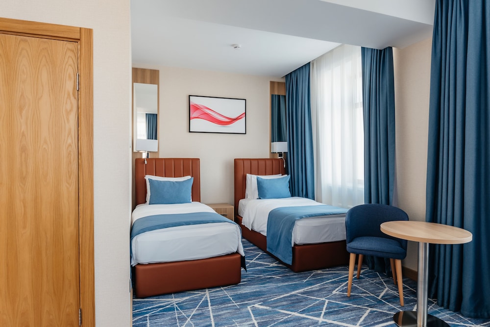Ramada by Wyndham Astana 10/50