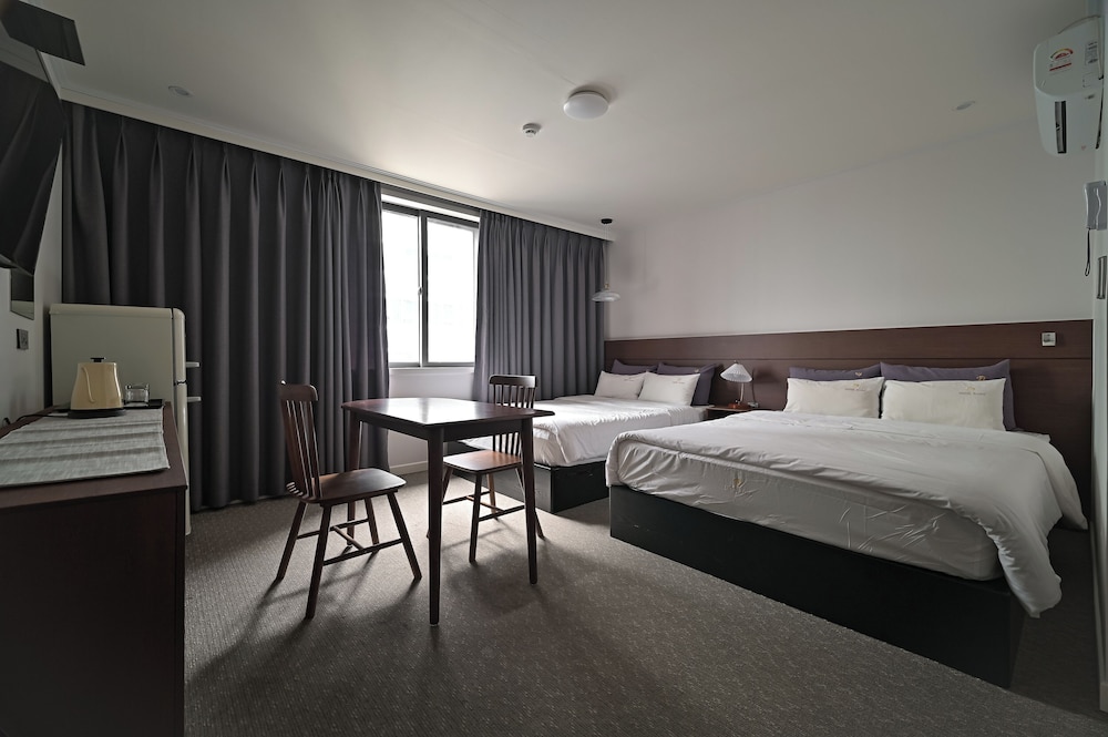B Cent Hotel 22/58