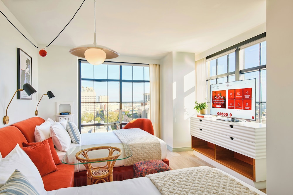 ROOM, 2 QUEEN BEDS