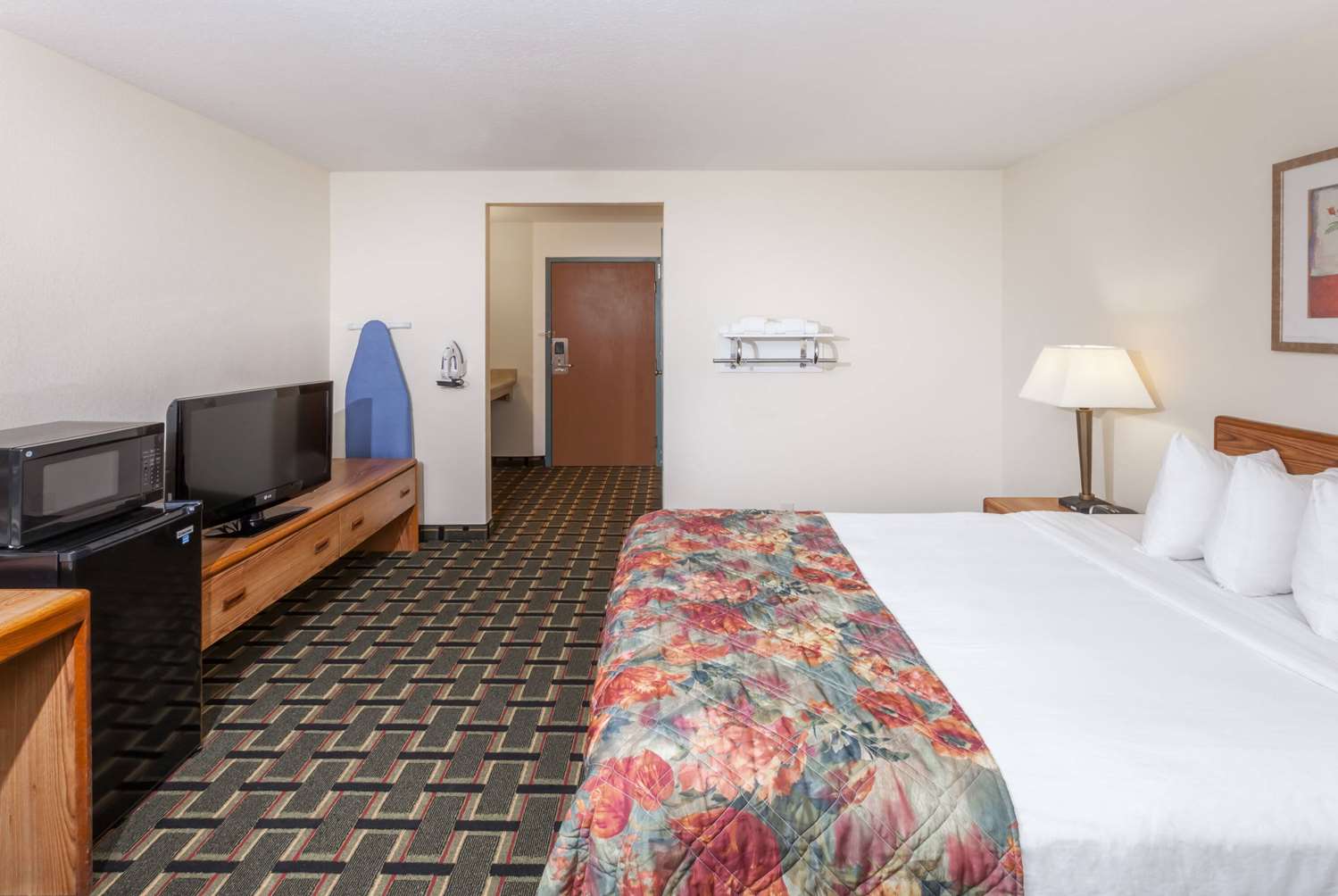 Fairbridge Inn Express Decatur IL 6/34