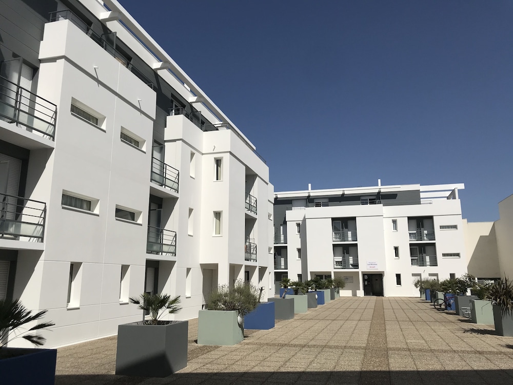 Sejours Et Affaires La Rochelle Les Minimes 3/42