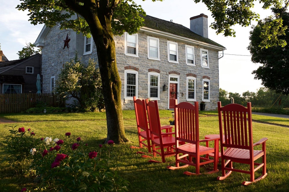 Osceola Mill House B&B 60/69