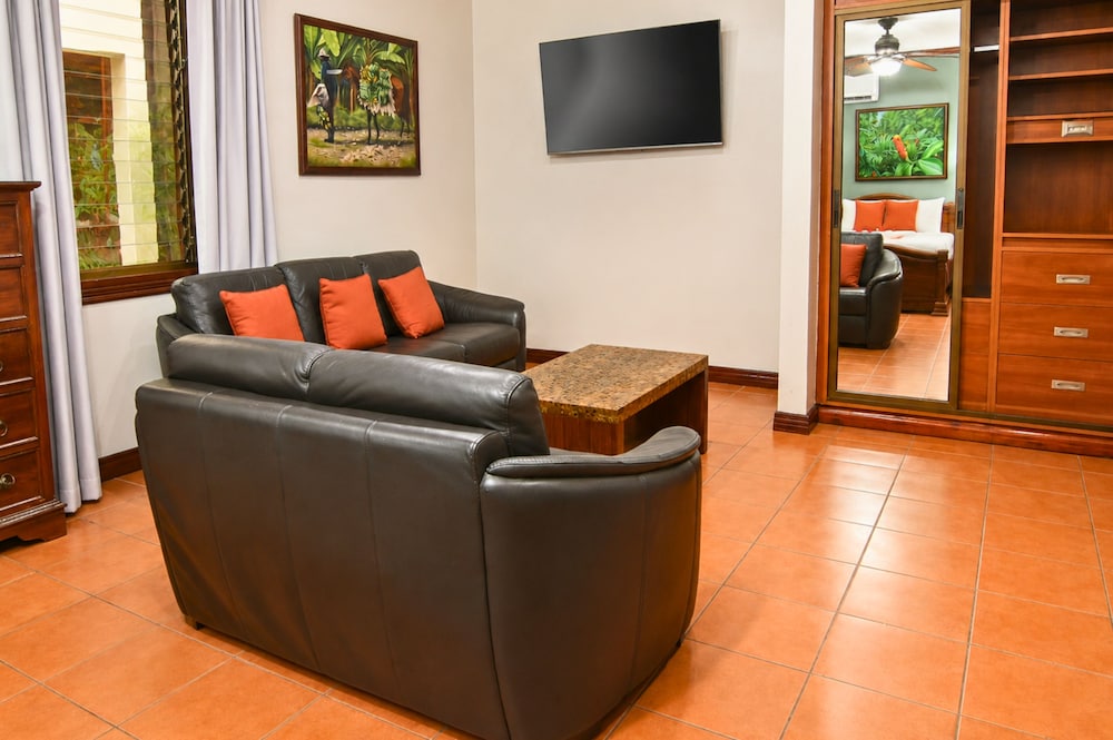 Hotel Casa Roland Golfito (ex Casa Roland Marina Resort) 38/72