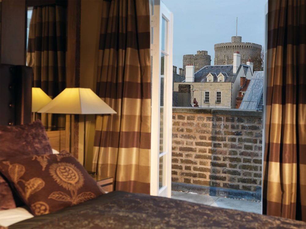 Macdonald Windsor Hotel 25/55