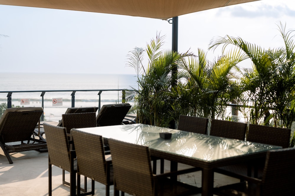 FuramaXclusive Ocean Beach Seminyak 30/50