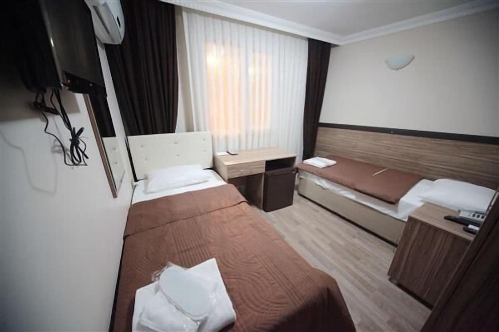 SIMPER HOTEL 14/50