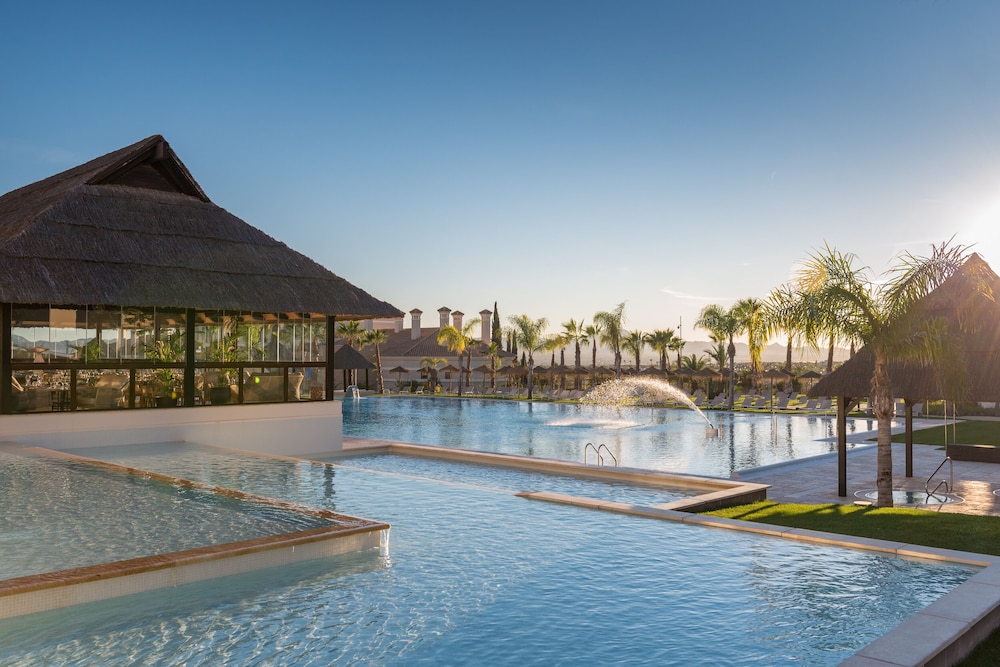 Sheraton Hacienda Del Alamo Golf And Spa Resort 27/34