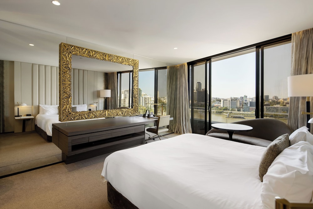Emporium Hotel South Bank 12/72