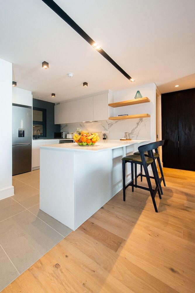 Latitude Aparthotel By Totalstay 9/56