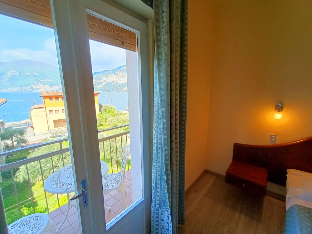 Villa Isabella Hotel & Residence 21/50