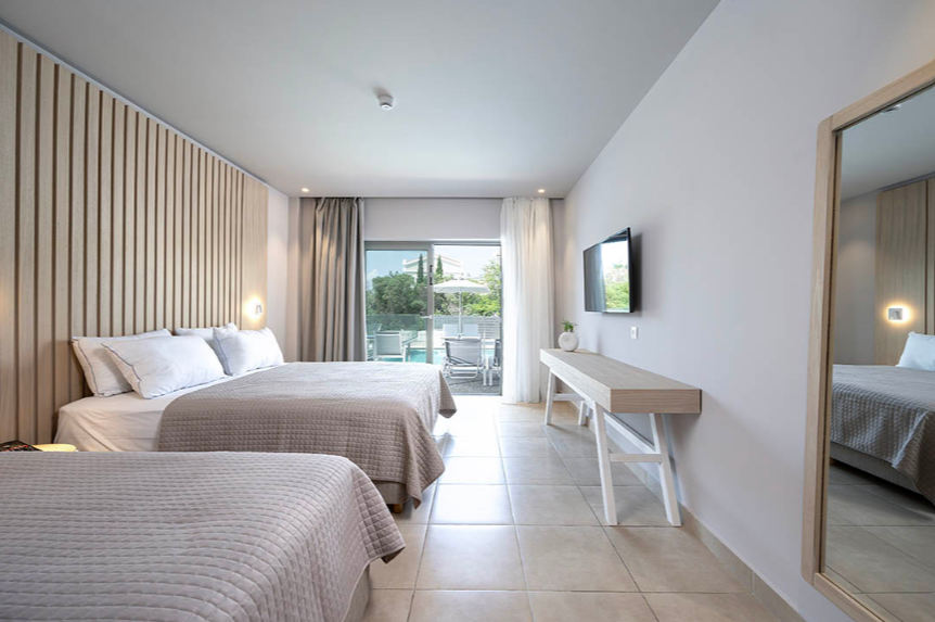 Swim Up, Double Bed, Inland View