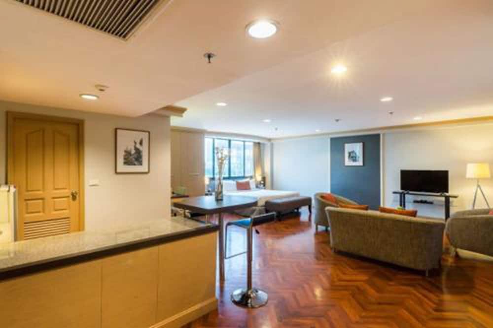 Alt Hotel Nana by UHG 9/68