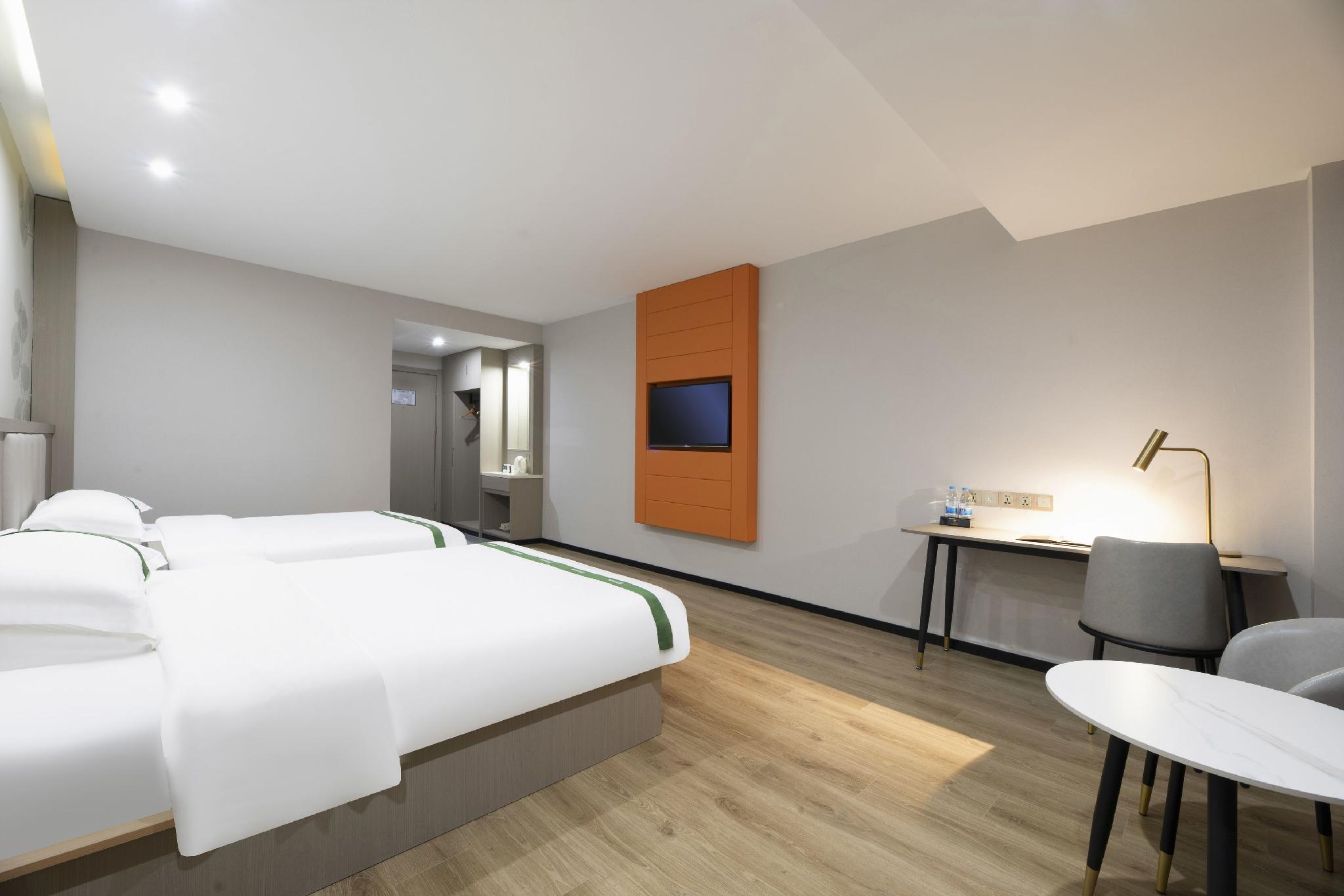 Greentree Inn Nantong Rugao Zhongjiaomeilu City Express Hotel 16/32
