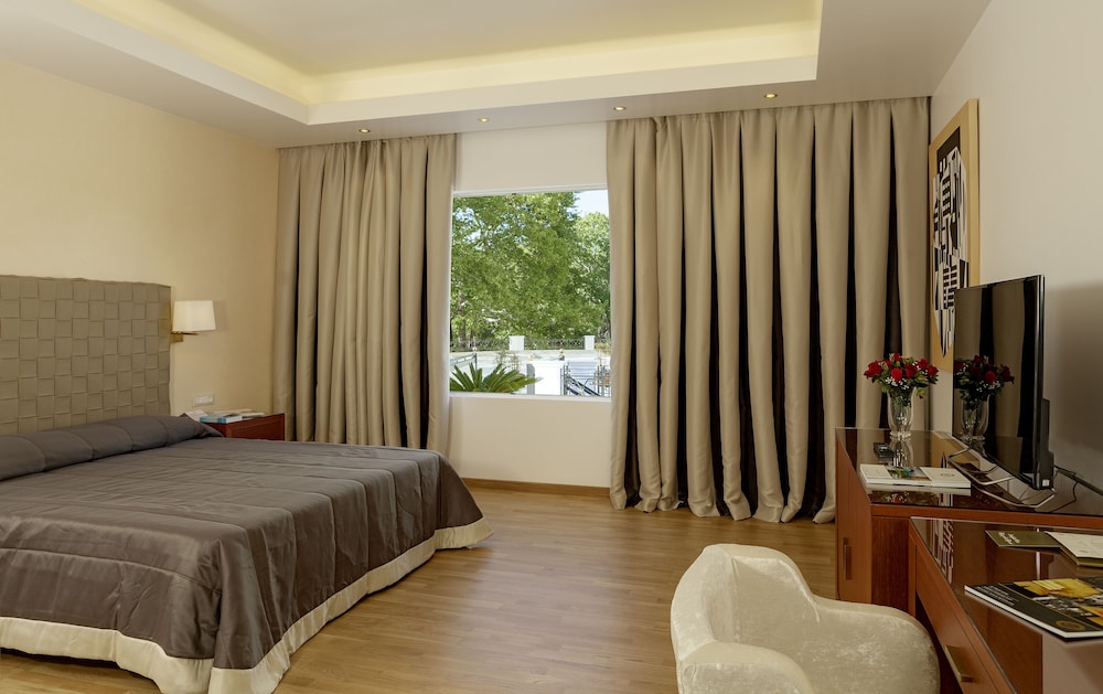 Theoxenia Residence 10/53