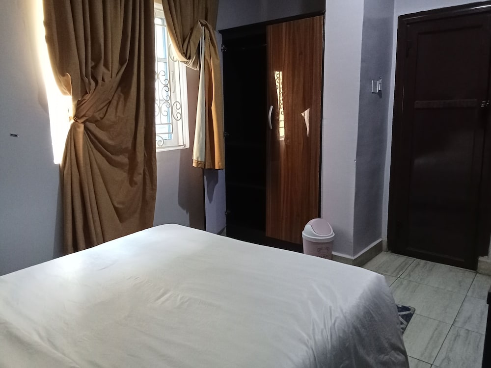 Degok Hotel 20/50