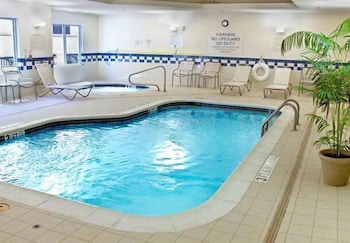 Fairfield Inn Suites Denton 3/21