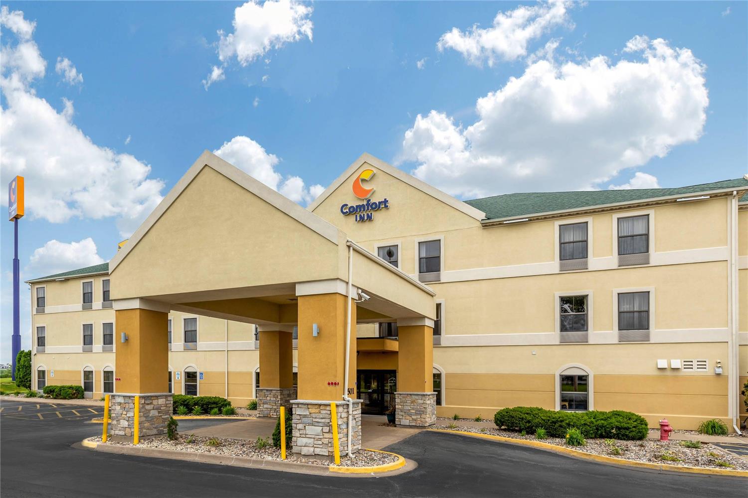 Comfort Inn Walcott Near Davenport 10/11