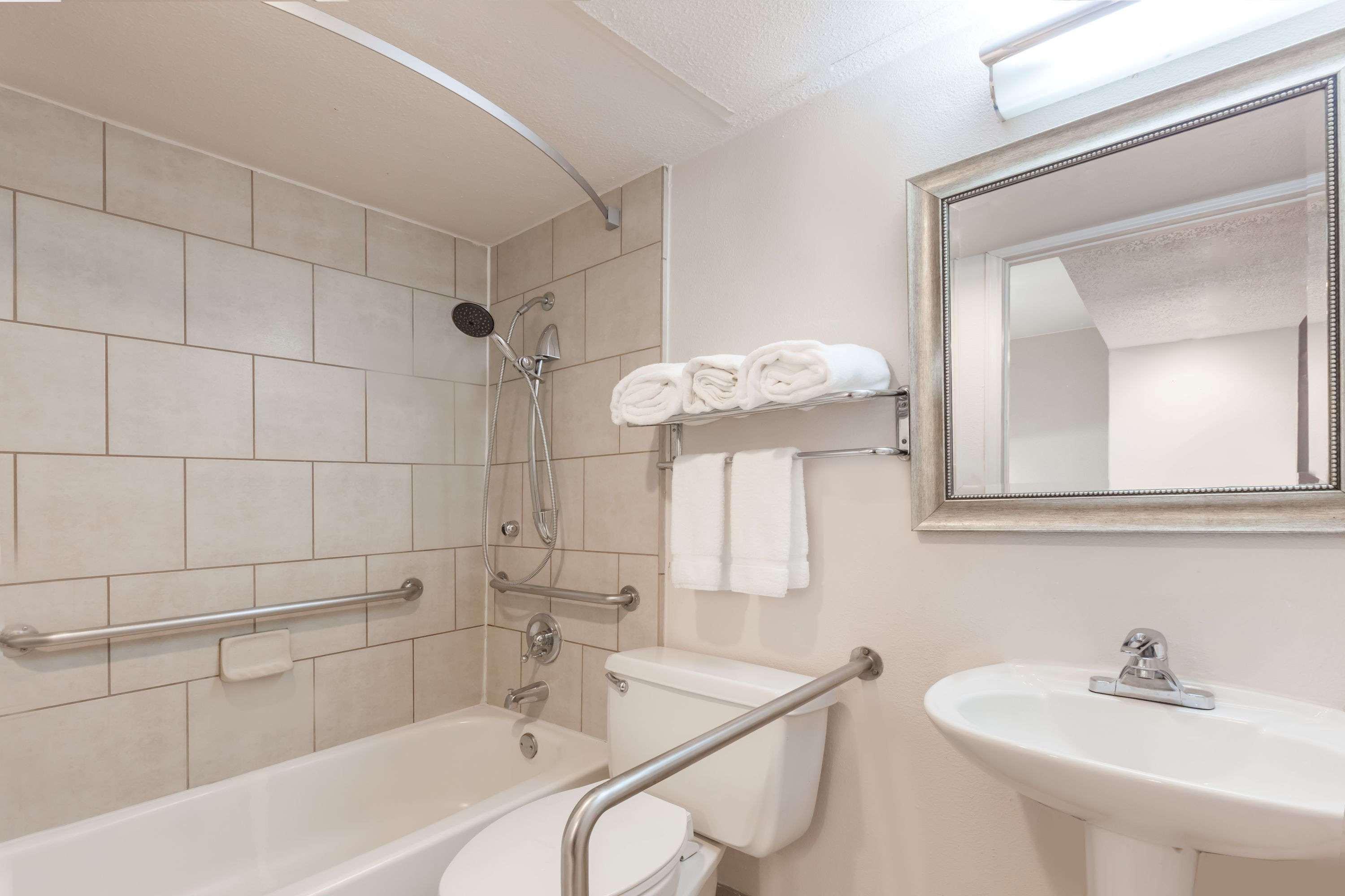 Hawthorn Extended Stay by Wyndham Dallas 12/14