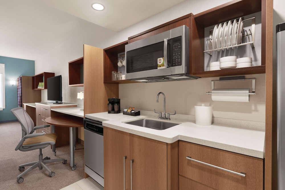 Home2 Suitesby Hilton Lancaster Pa 41/46