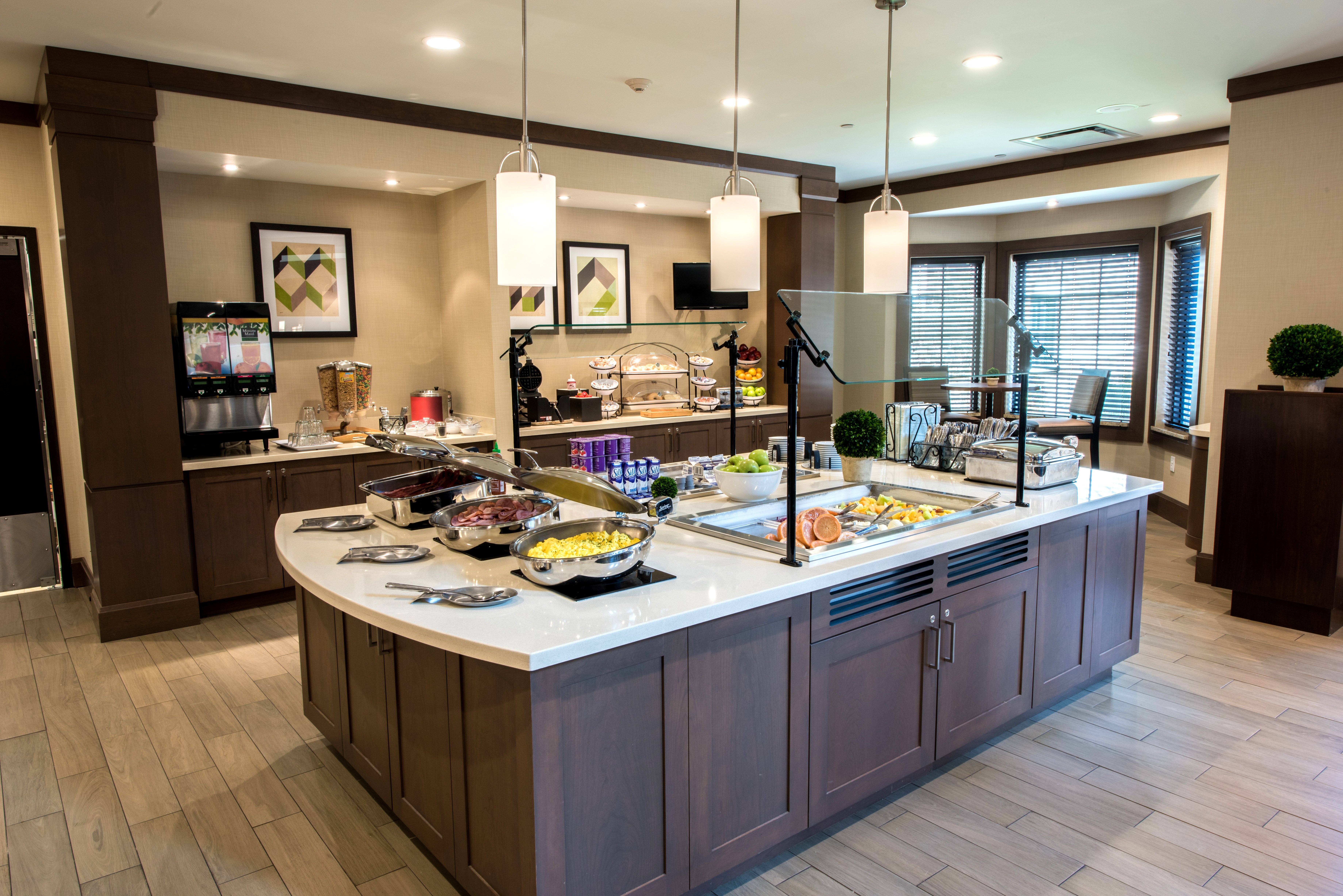Staybridge Suites Albany Wolf Rd Colonie Center 6/50